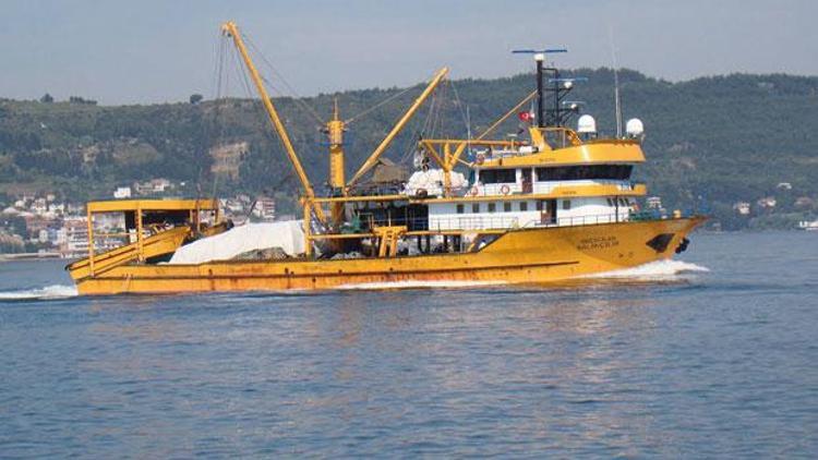 Ege’de gerilim: Rus savaş gemisi, Türk balıkçı teknesine uyarı ateşi açtı