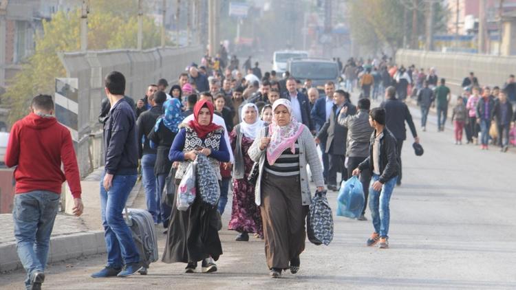 Vatandaşlar Cizre ve Silopiyi terk ediyor
