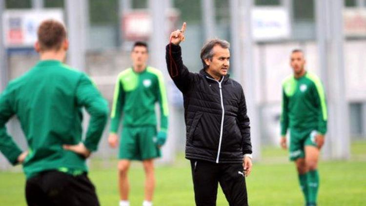 Bursaspor Ersel Uzgur ile sözleşme imzaladı