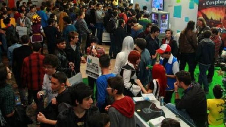 Dev oyun fuarı GameX 2015 başladı