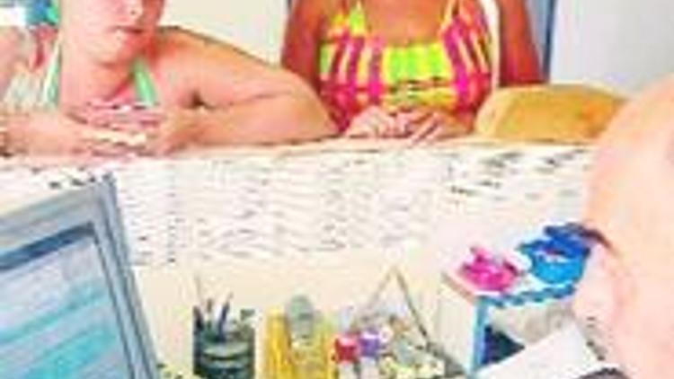 Didim’de ’bingo’ oynayan turistlere ’kumar’ baskını