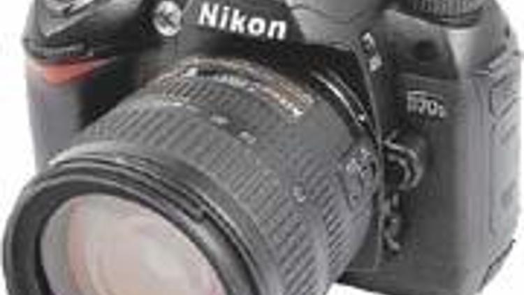 Tanımlanamayan uçan yaratık ve Nikon D70s
