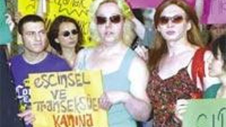 Cinayet ve şiddeti kınama eylemi