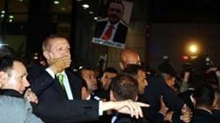 Başbakan Erdoğan coşkuyla karşılandı
