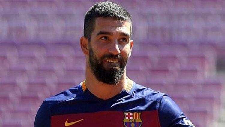 Arda Turan Fenerbahçe otobüsünde