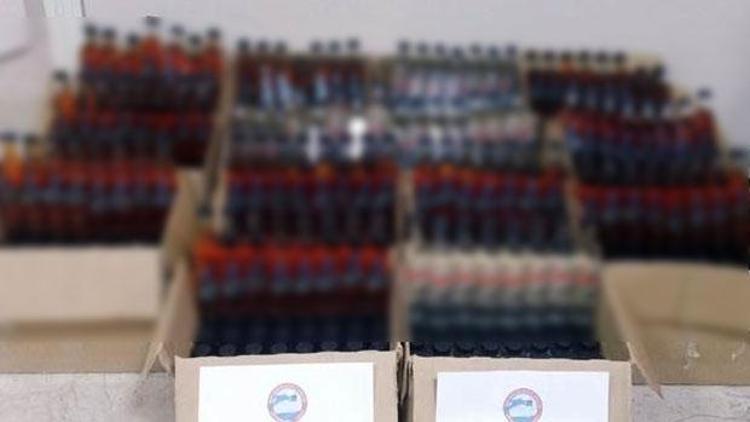 İstanbulda 700 şişe sahte içki yakalandı