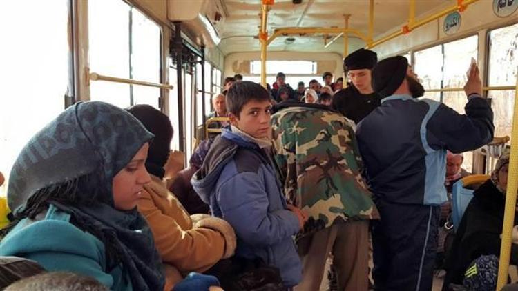 Suriye’de muhalif 126 kişi ile Esad yanlısı 338 kişi takas ediliyor