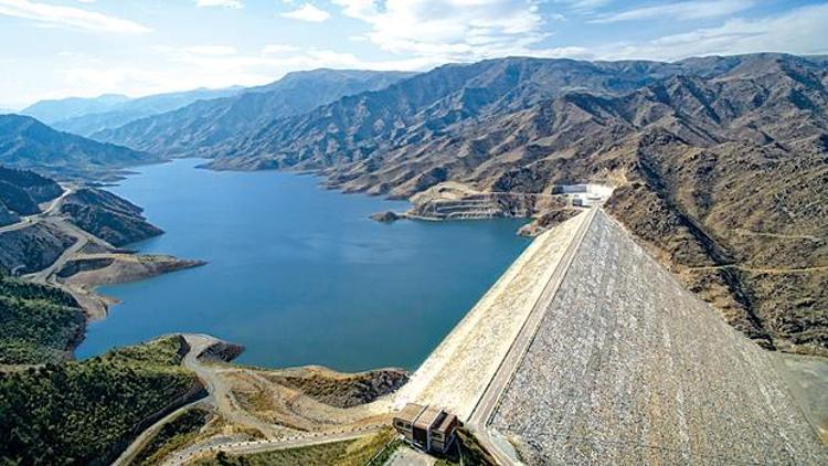 Azerbaycan’a Türk barajı