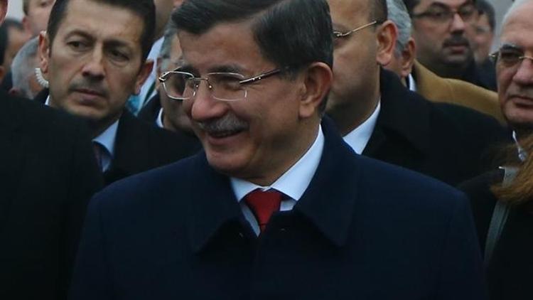 Davutoğlu’nun Sırbistan programına sis iptali