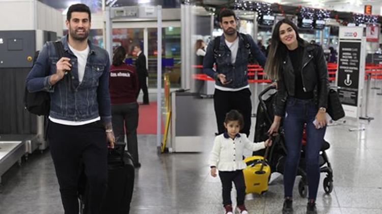 Volkan Demirel maçtan sonra ailesiyle Dubaiye uçtu