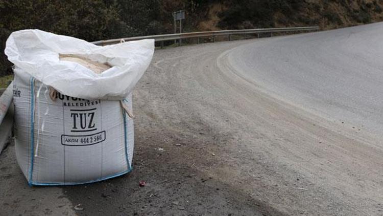 İstanbulda karlı günler için 40 bin tuz torbası