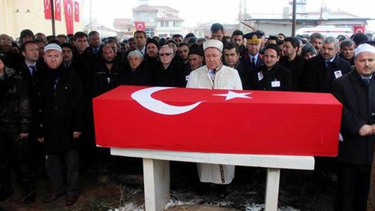 Şehit polis Musa Yüce, Kayseride gözyaşlarıyla toprağa verildi