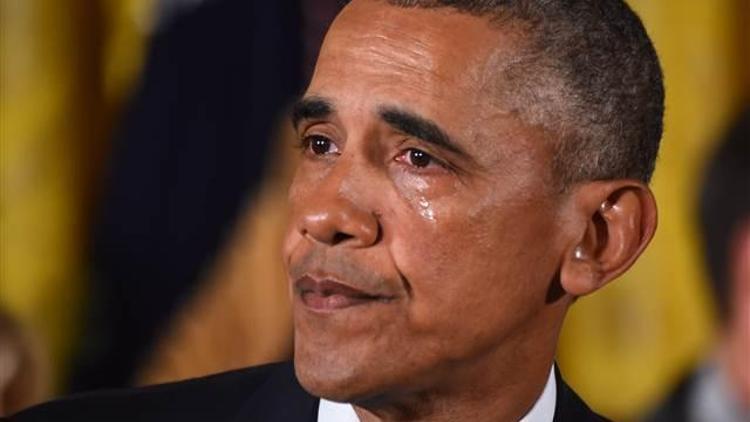 Obamanın gözyaşları tepkiye neden oldu