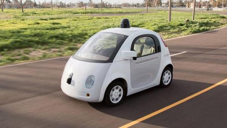 Googleın sürücüsüz otomobilleri yağmura hazırlık yapıyor