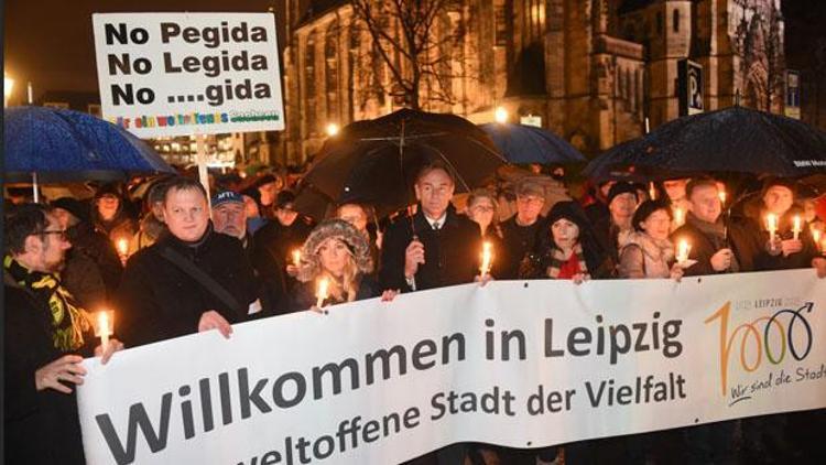 Almanyada gösterilerde olaylar çıktı