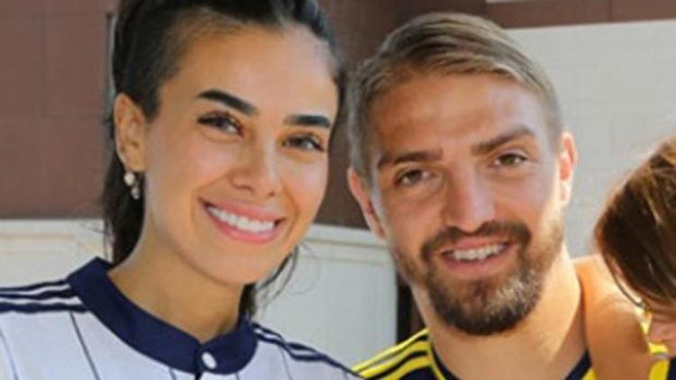 Caner Erkin 6 yıllık eşi Asena Erkinden boşanıyor