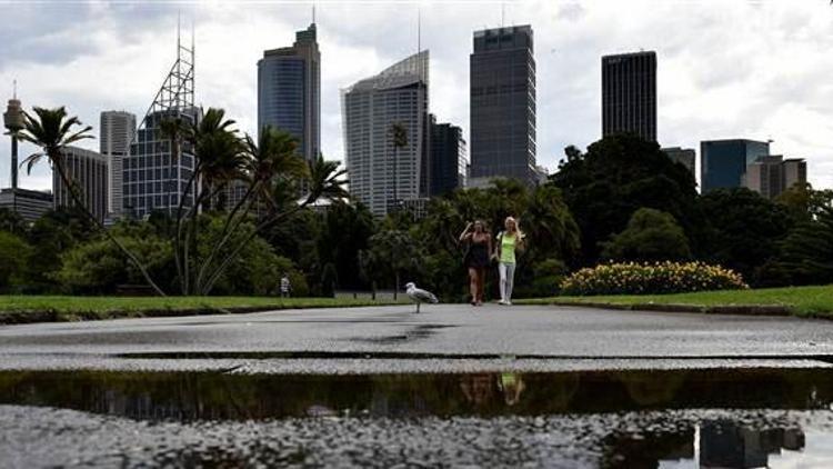 Melbournede hava sıcaklıkları bir günde 27 derece birden düştü