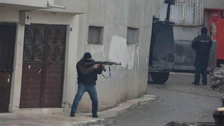 Siirt’te çatışma: Bir polis şehit, 2 polis yaralı, 5 PKK’lı terörist öldürüldü