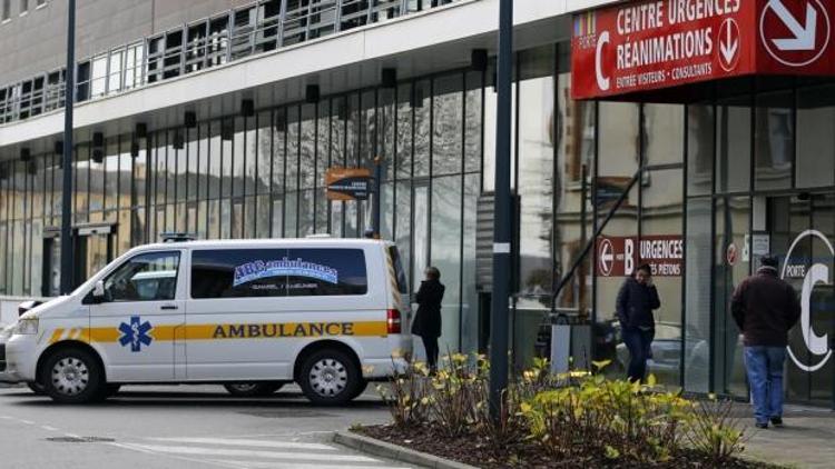 Fransa Sağlık Bakanı: Bütün klinik deneylerin durdurulması için bir sebep yok