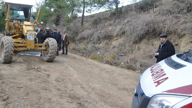 Greyderin altında kalarak öldü