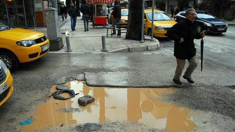 Alsancak’ta yol çilesi