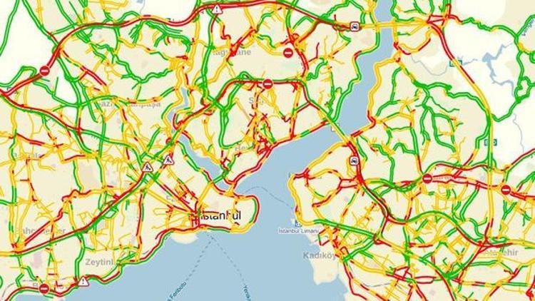 İstanbulda trafik felç