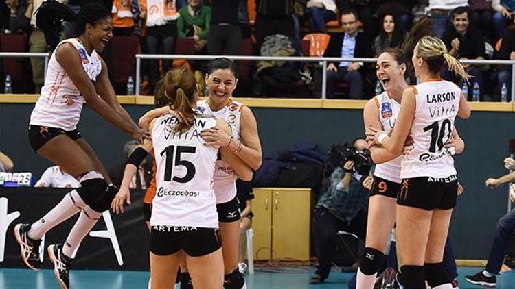 Eczacıbaşı, Vakıbankı devirdi: 3-1