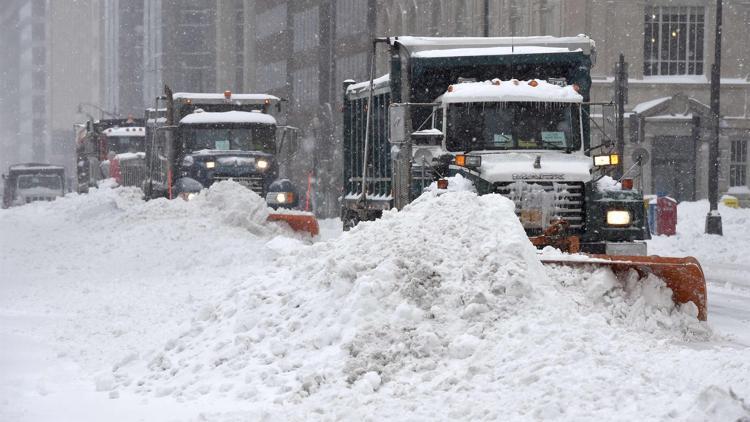 ABDyi kar fırtınası vurdu: 10 ölü