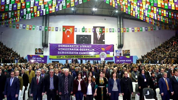 HDPde Demirtaş ve Yüksekdağ ile devam kararı