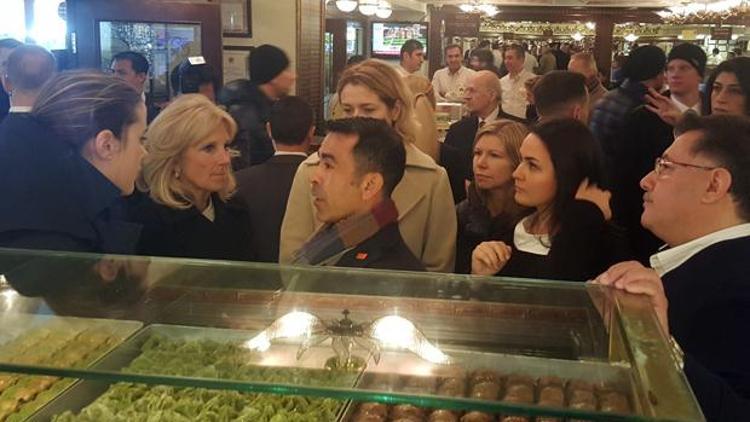 Joe Bidenın eşi Jill Biden 40 kilo baklava aldı