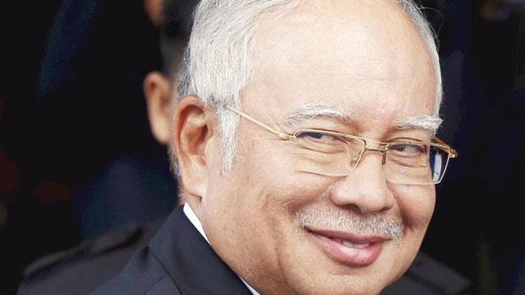 Malezya Başbakanı aklandı ‘Yolsuzluk değil, bağış’