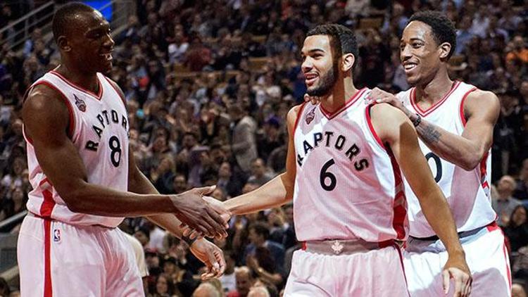 Toronto Raptorstan üst üste 9. galibiyet