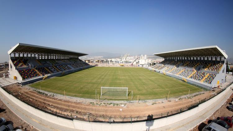 Bornova Stadı hızla ilerliyor