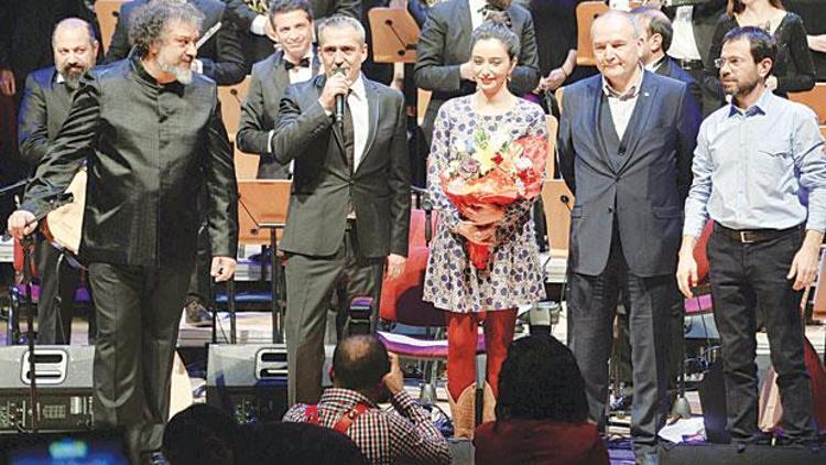 Yavuz Bingöl konserine ünlü akını