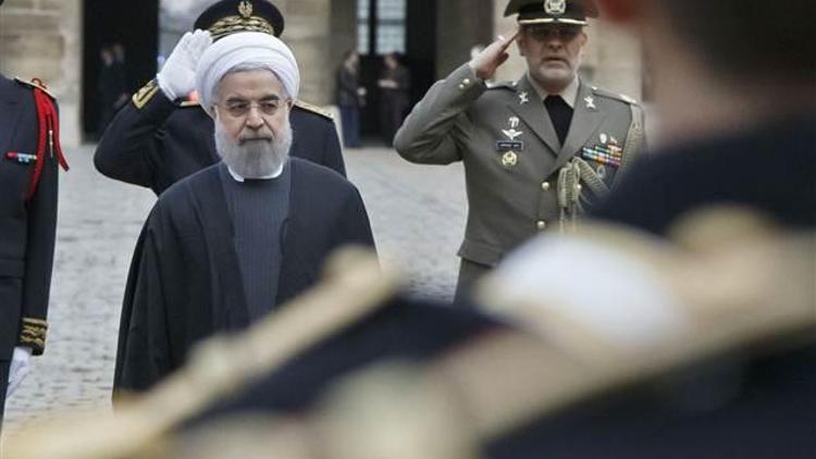 Ruhani: Devlet depolarındaki malları derhal boşaltın