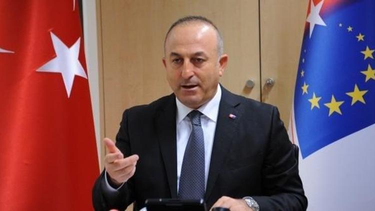 Bakan Çavuşoğlundan telefon diplomasisi