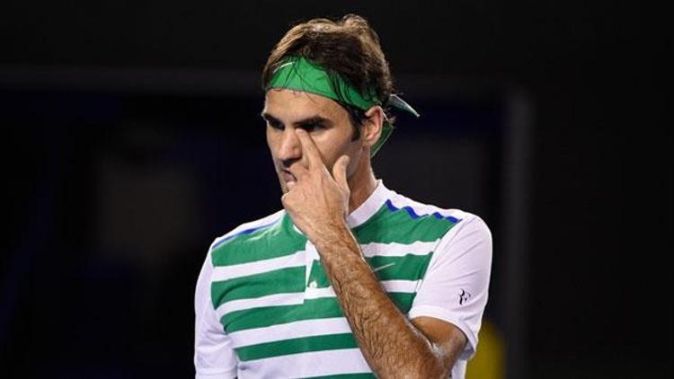 Federer, kortlardan bir ay uzak kalacak