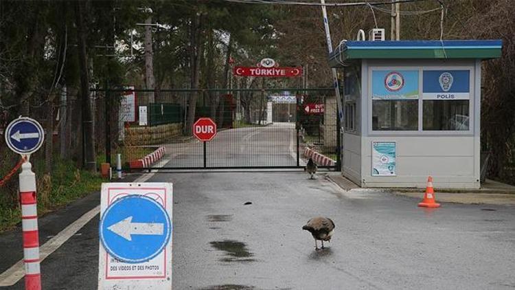 Yunanistan sınır kapısında giriş çıkışlar durdu