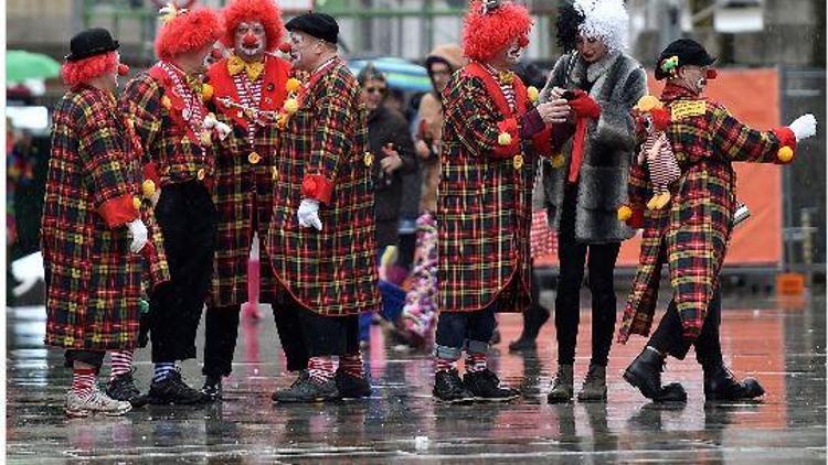 Almanyada karnaval eğlenceleri başladı