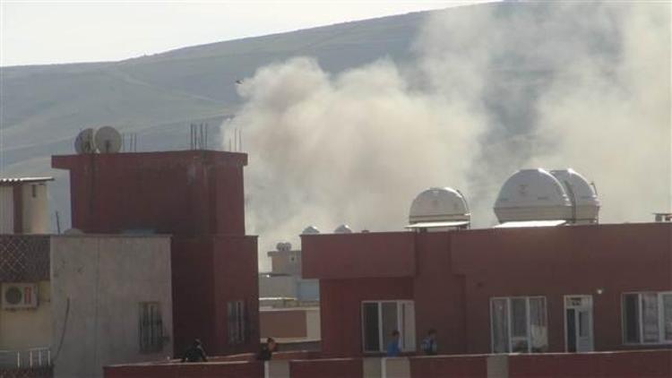 Cizrede 9 PKKlı öldürüldü, teröristler kaçarken bir binayı ateşe verdi