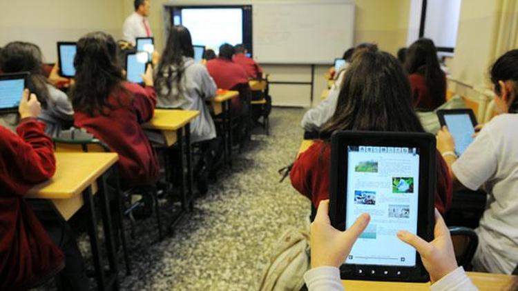 Kocaelide 27 bin öğrenciye tablet dağıtılacak