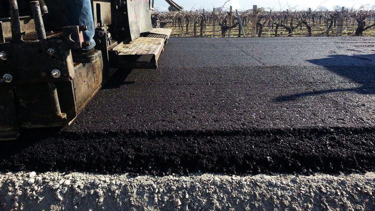 Manisa Akpınar’da asfaltlama