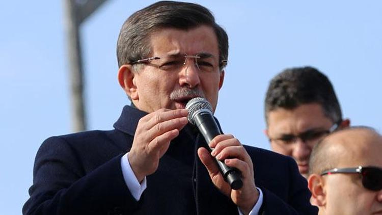 Başbakan Davutoğlu: Halepin etnik kıyım yoluyla boşaltılmasına izin vermeyeceğiz