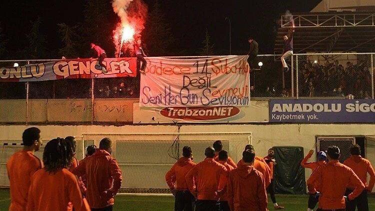 Trabzonspora destek ve isyan