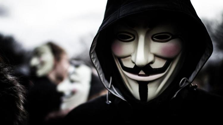 Anonymous Emniyeti hackledi, vatandaşın bilgileri internete düştü