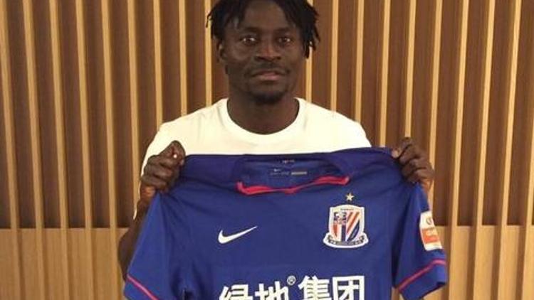 Obafemi Martins, Çine transfer oldu