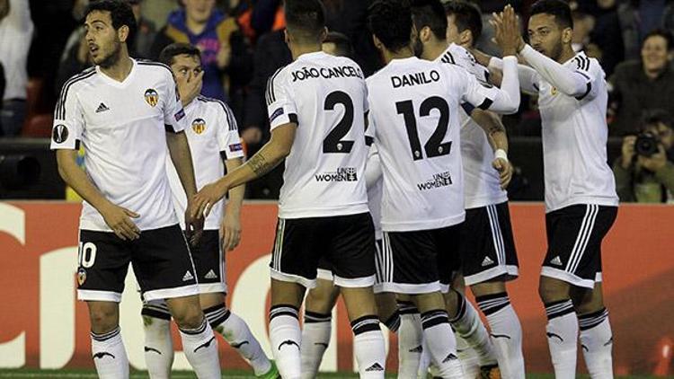 Valencia 6-0 Rapid Wien