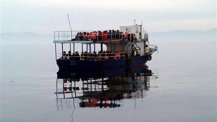 Yunanistana geçmeye çalışan 228 kaçak yakalandı