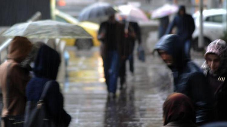 Hafta sonu Türkiyede yağış alan yerlerde sıcaklıklar 8 dereceye kadar düşecek