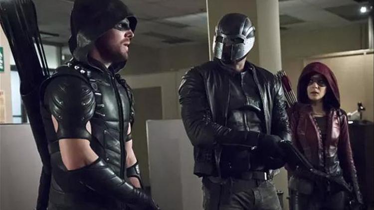 Arrow 4. sezon 15. bölüm yayınlandı